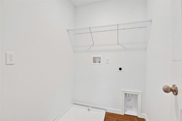 734 LAKE DELL AVENUE, Dundee, FL 33838