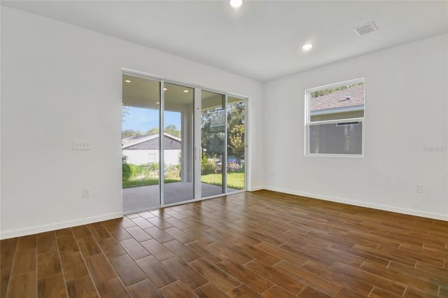 734 LAKE DELL AVENUE, Dundee, FL 33838