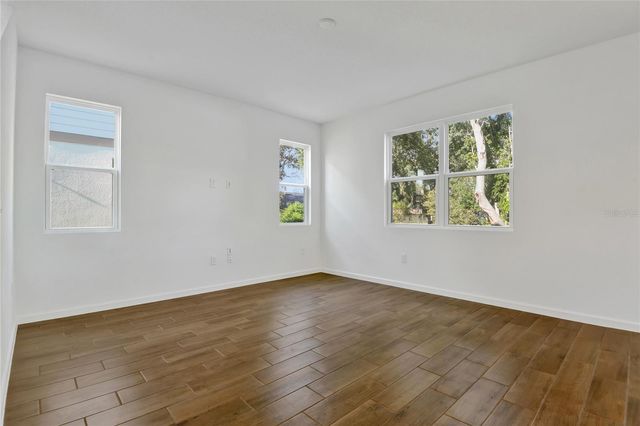 734 LAKE DELL AVENUE, Dundee, FL 33838