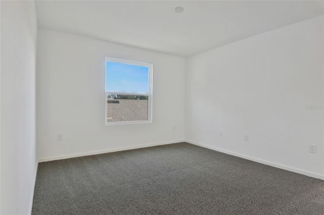 734 LAKE DELL AVENUE, Dundee, FL 33838