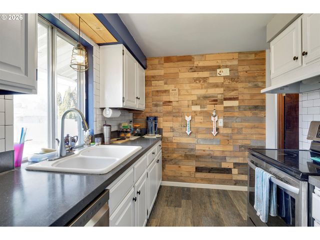 1035 Se 225TH Ave, Gresham, OR 97030