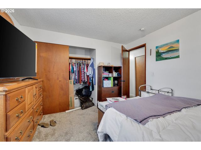 1035 Se 225TH Ave, Gresham, OR 97030