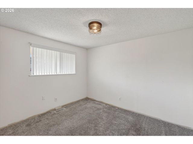 1035 Se 225TH Ave, Gresham, OR 97030