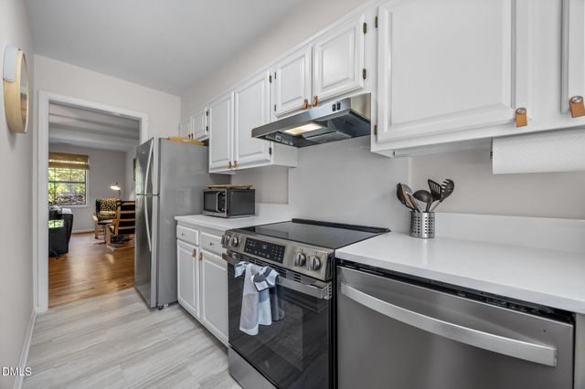 105 Fidelity Street B19, Carrboro, NC 27510