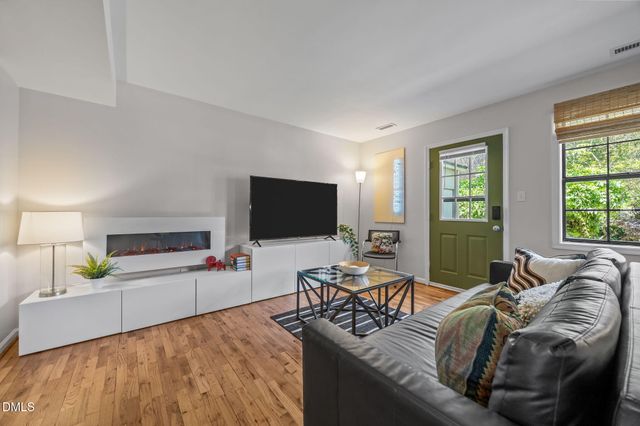 105 Fidelity Street B19, Carrboro, NC 27510