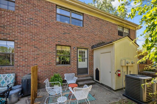 105 Fidelity Street B19, Carrboro, NC 27510