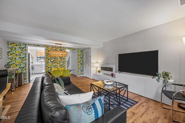 105 Fidelity Street B19, Carrboro, NC 27510