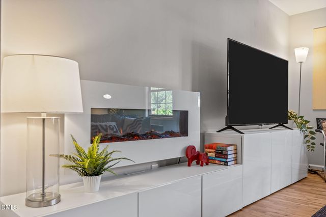 105 Fidelity Street B19, Carrboro, NC 27510