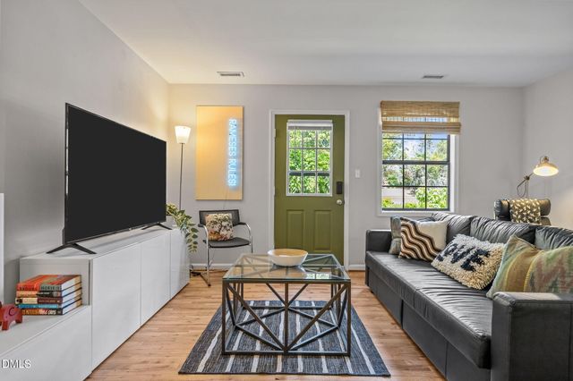 105 Fidelity Street B19, Carrboro, NC 27510