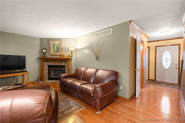 3003 Gardner Boulevard, Jeffersonville, IN 47130