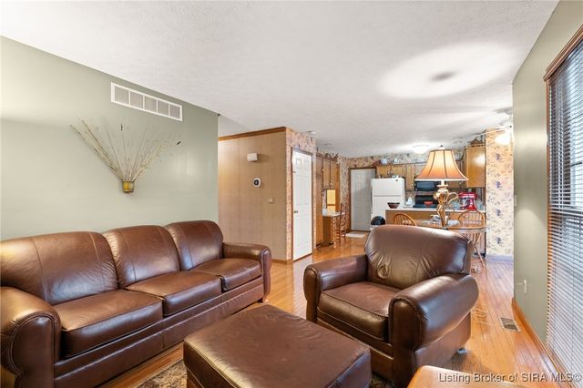 3003 Gardner Boulevard, Jeffersonville, IN 47130