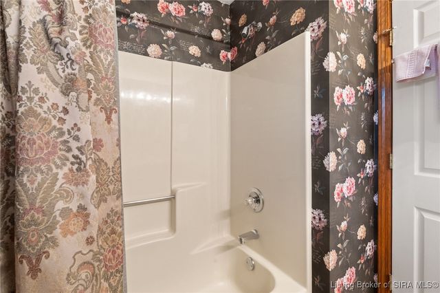 3003 Gardner Boulevard, Jeffersonville, IN 47130