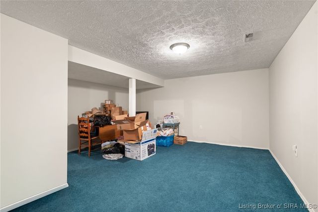 3003 Gardner Boulevard, Jeffersonville, IN 47130