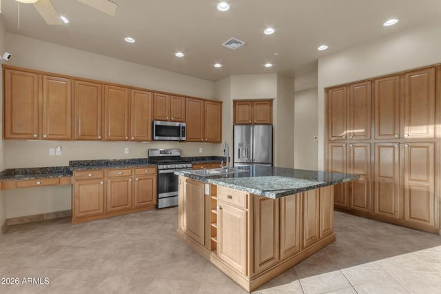 5208 N 180TH Lane, Litchfield Park, AZ 85340