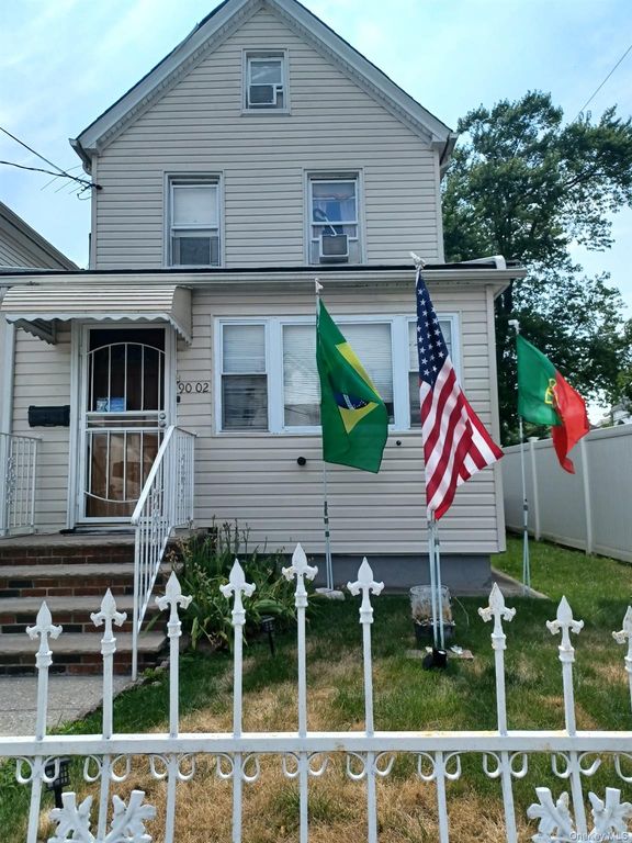 90-02 202nd Street, Hollis, NY 11423