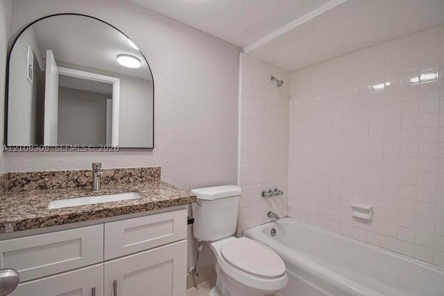 770 SE 2nd Ave E201, Deerfield Beach, FL 33441