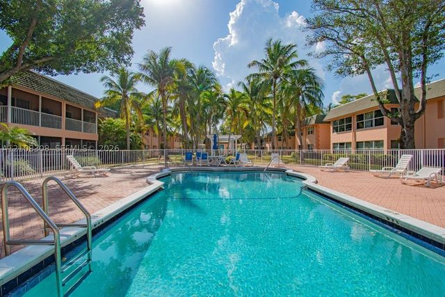 770 SE 2nd Ave E201, Deerfield Beach, FL 33441