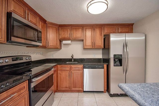 770 SE 2nd Ave E201, Deerfield Beach, FL 33441