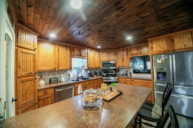 9112 County Road 626, Blue Ridge, TX 75424