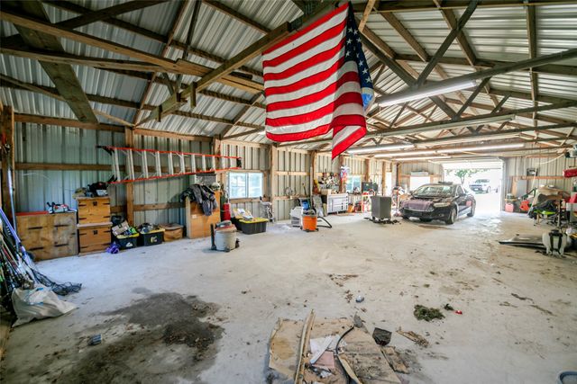 9112 County Road 626, Blue Ridge, TX 75424