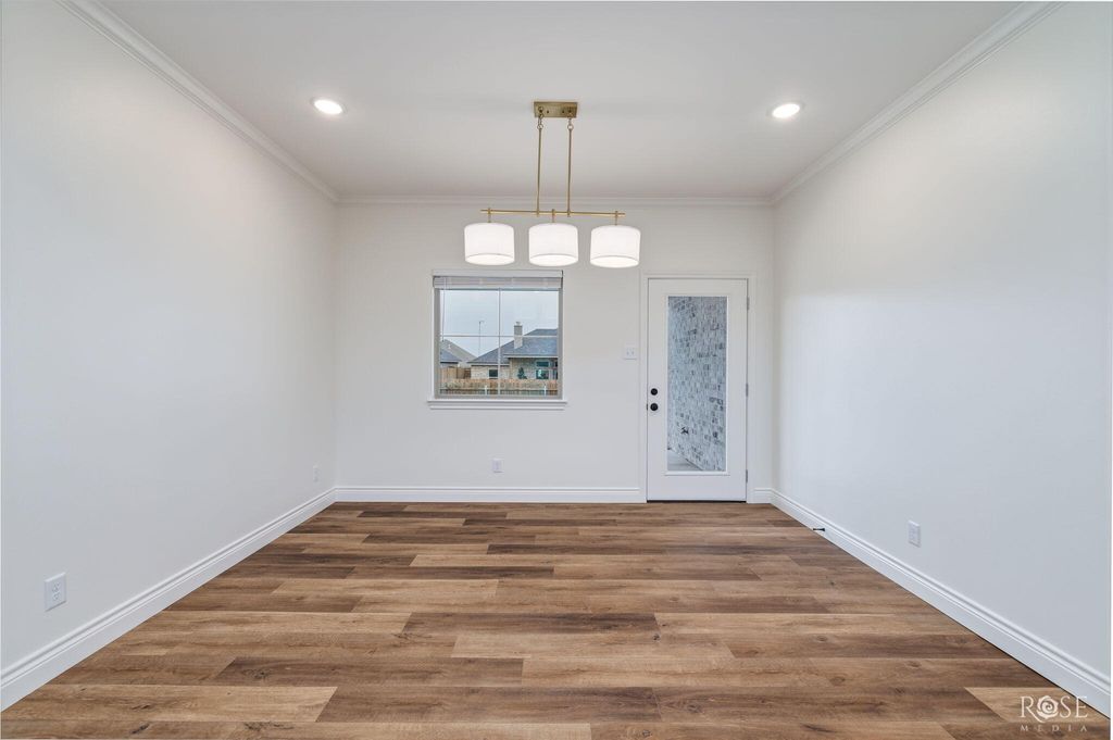 Image 12 of property listing at 3608 Grandview Drive, San Angelo, TX 76904