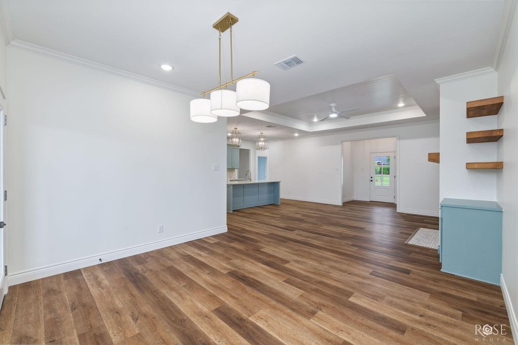 Image 13 of property listing at 3608 Grandview Drive, San Angelo, TX 76904
