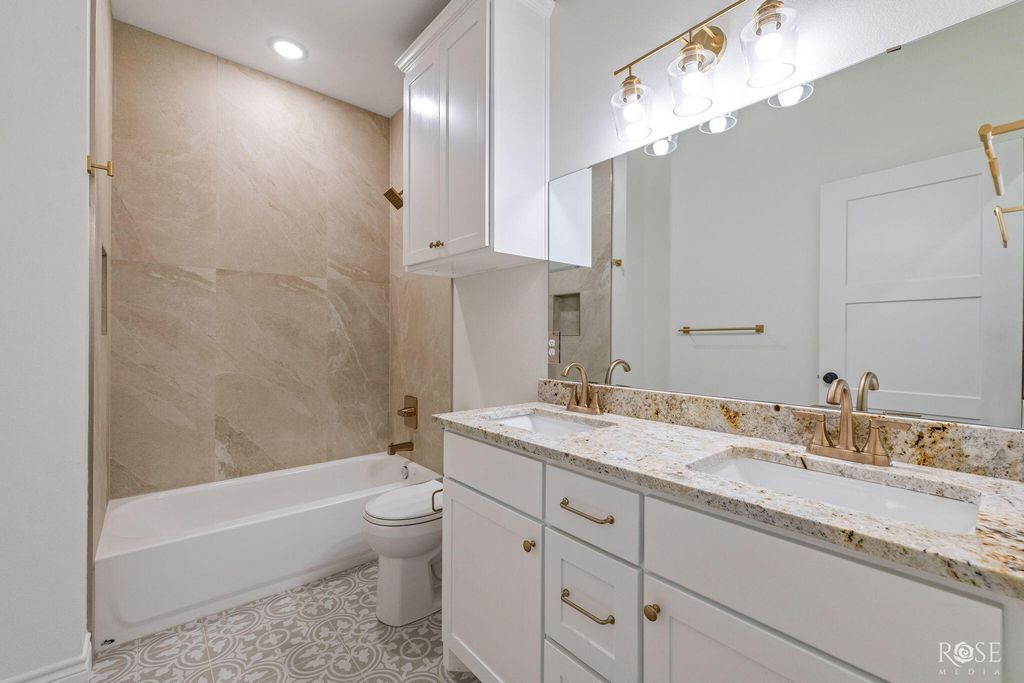 Image 23 of property listing at 3608 Grandview Drive, San Angelo, TX 76904