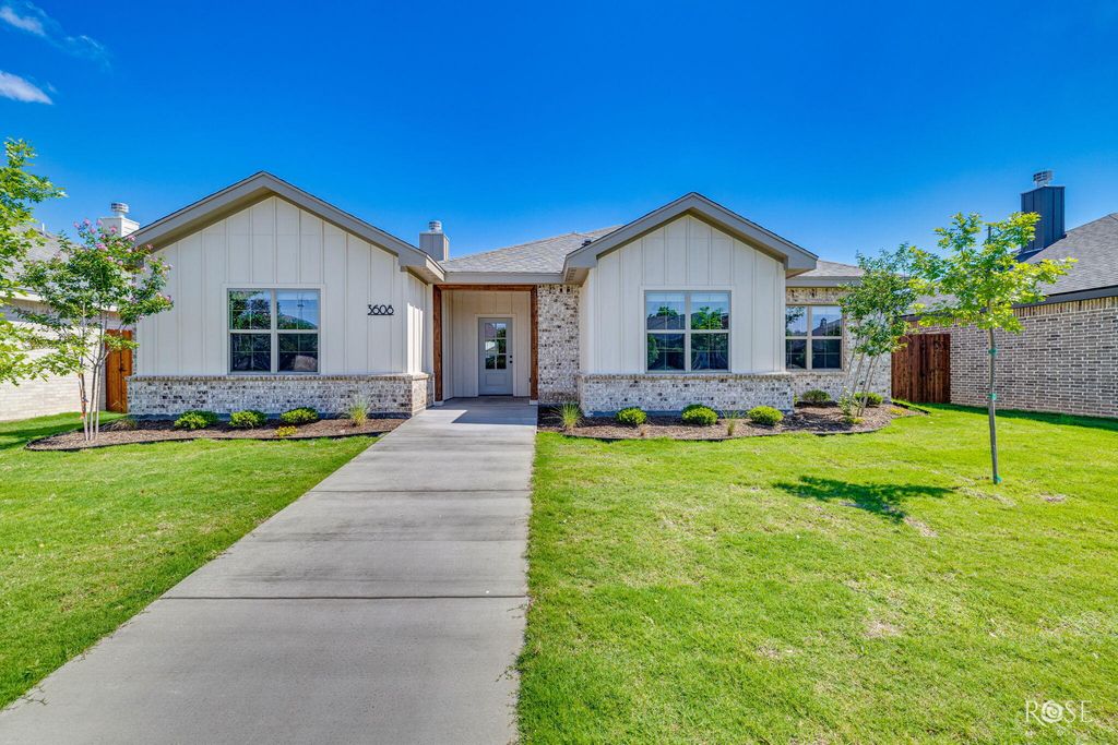 Image 33 of property listing at 3608 Grandview Drive, San Angelo, TX 76904
