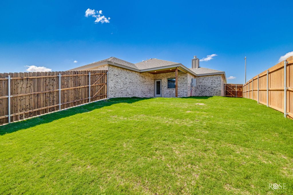 Image 39 of property listing at 3608 Grandview Drive, San Angelo, TX 76904