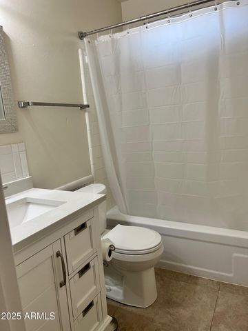 6604 S Lakeshore Drive Unit D, Tempe, AZ 85283