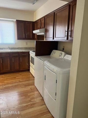 6604 S Lakeshore Drive Unit D, Tempe, AZ 85283
