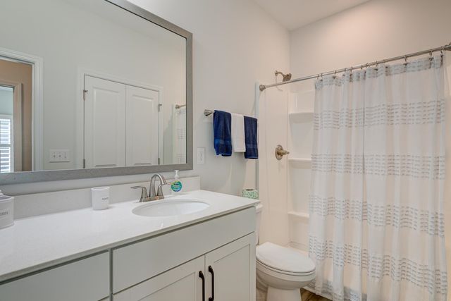 417 Heathside St., Murrells Inlet, SC 29576