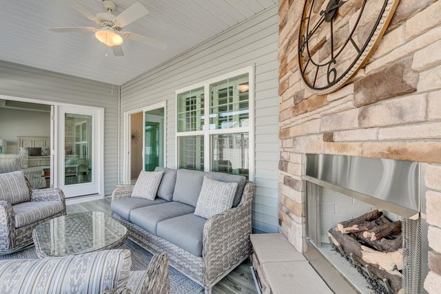 417 Heathside St., Murrells Inlet, SC 29576