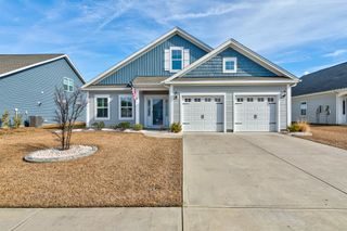 417 Heathside St., Murrells Inlet, SC 29576