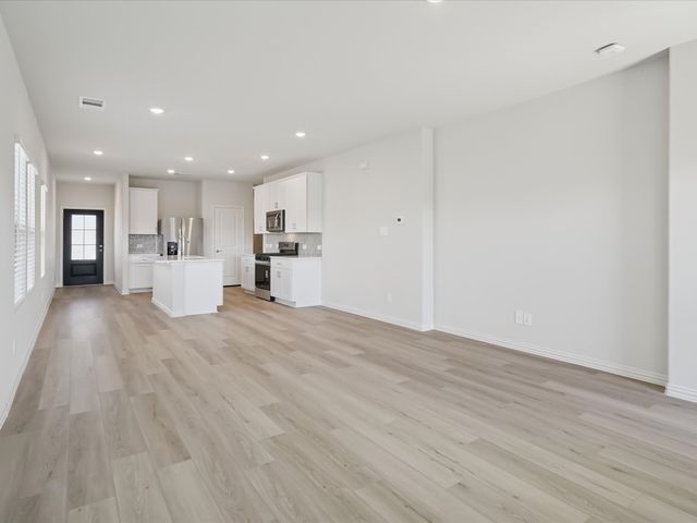 4127 Lavon Drive, Farmersville, TX 75442