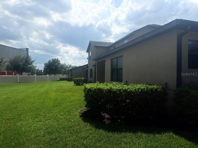 2432 SEVEN OAKS DRIVE, St Cloud, FL 34772