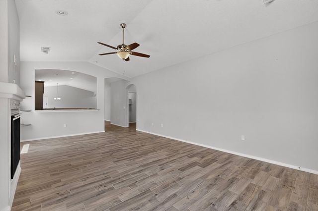 2367 Firewheel Avenue SW, Los Lunas, NM 87031