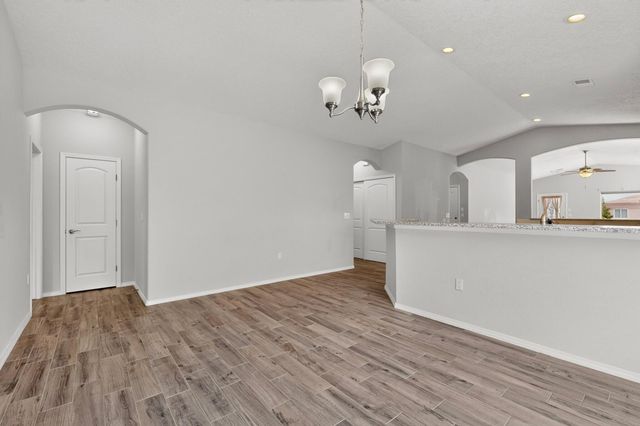 2367 Firewheel Avenue SW, Los Lunas, NM 87031