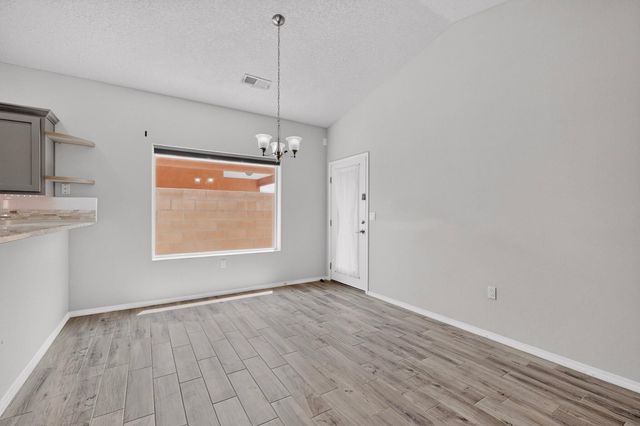 2367 Firewheel Avenue SW, Los Lunas, NM 87031