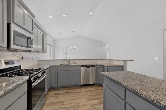 2367 Firewheel Avenue SW, Los Lunas, NM 87031