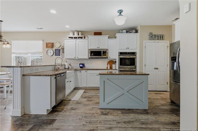333 Wishaw Court, Hope Mills, NC 28348