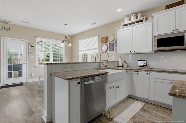333 Wishaw Court, Hope Mills, NC 28348