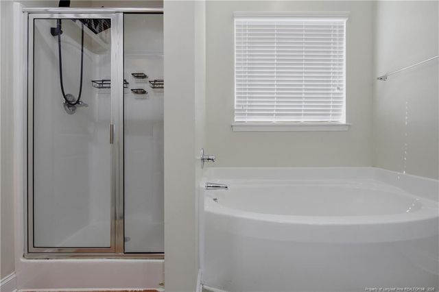 333 Wishaw Court, Hope Mills, NC 28348