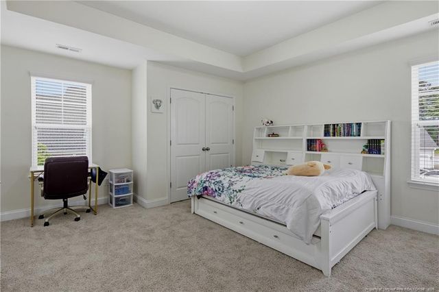 333 Wishaw Court, Hope Mills, NC 28348