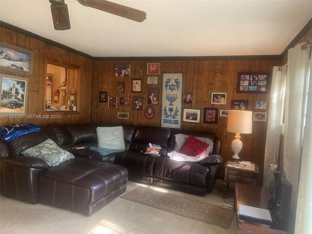 1420 North Dr, Miami, FL 33179