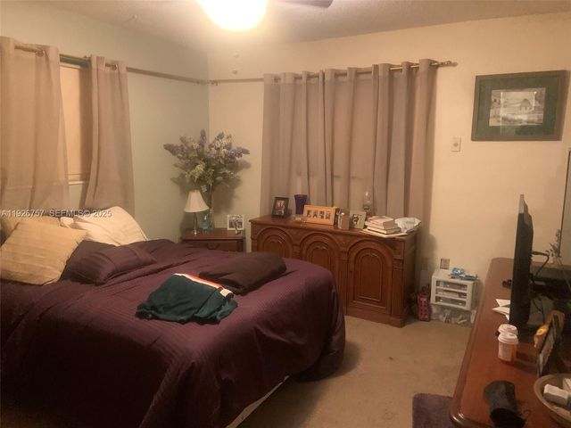 1420 North Dr, Miami, FL 33179