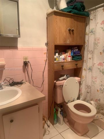 1420 North Dr, Miami, FL 33179