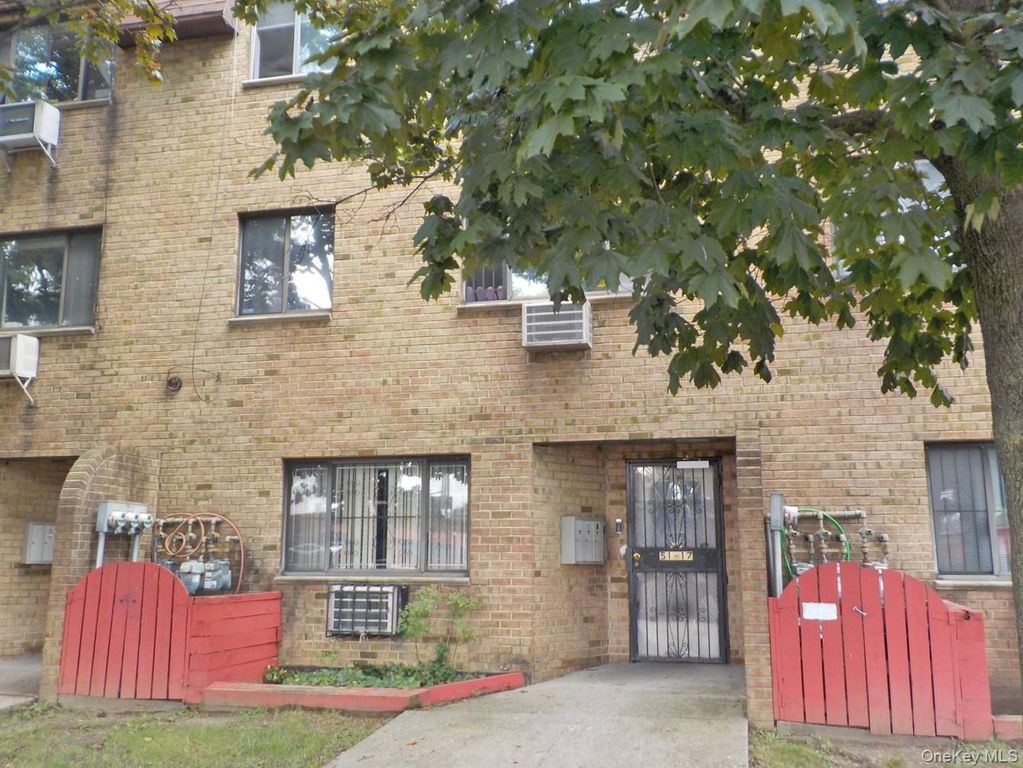 51-17 99 Street 15C, Corona, NY 11368 — photo 4