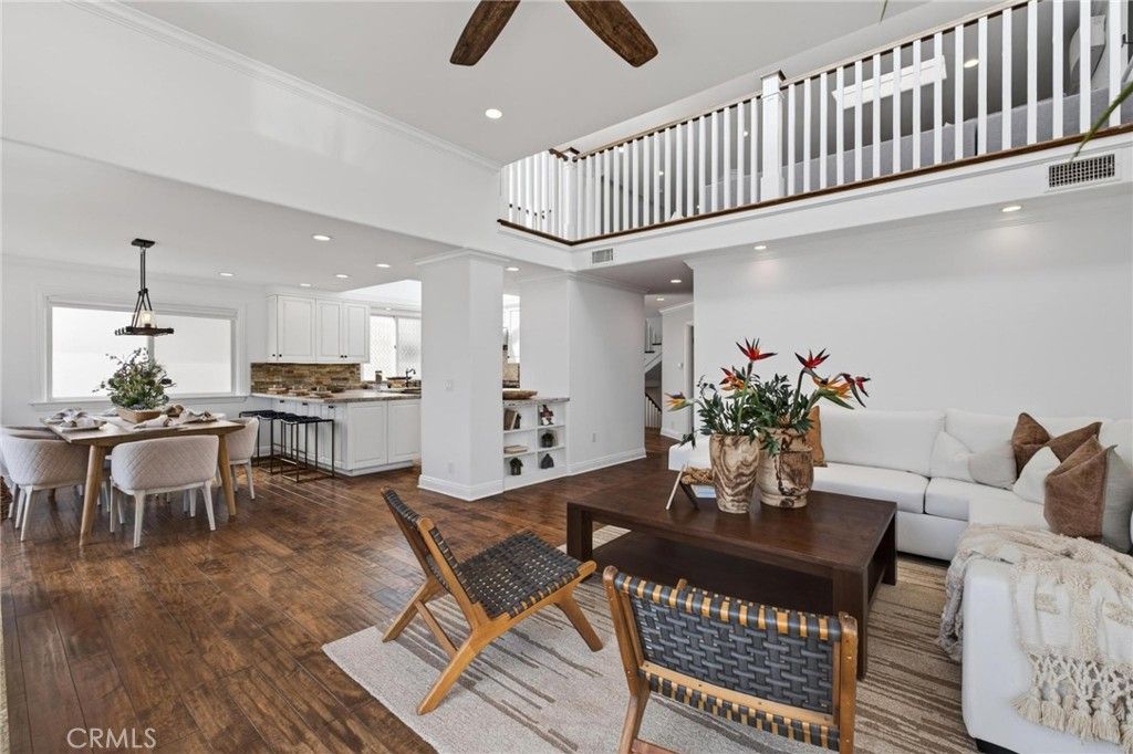 Image 1 of property listing at 818 N Juanita B, Redondo Beach, CA 90277