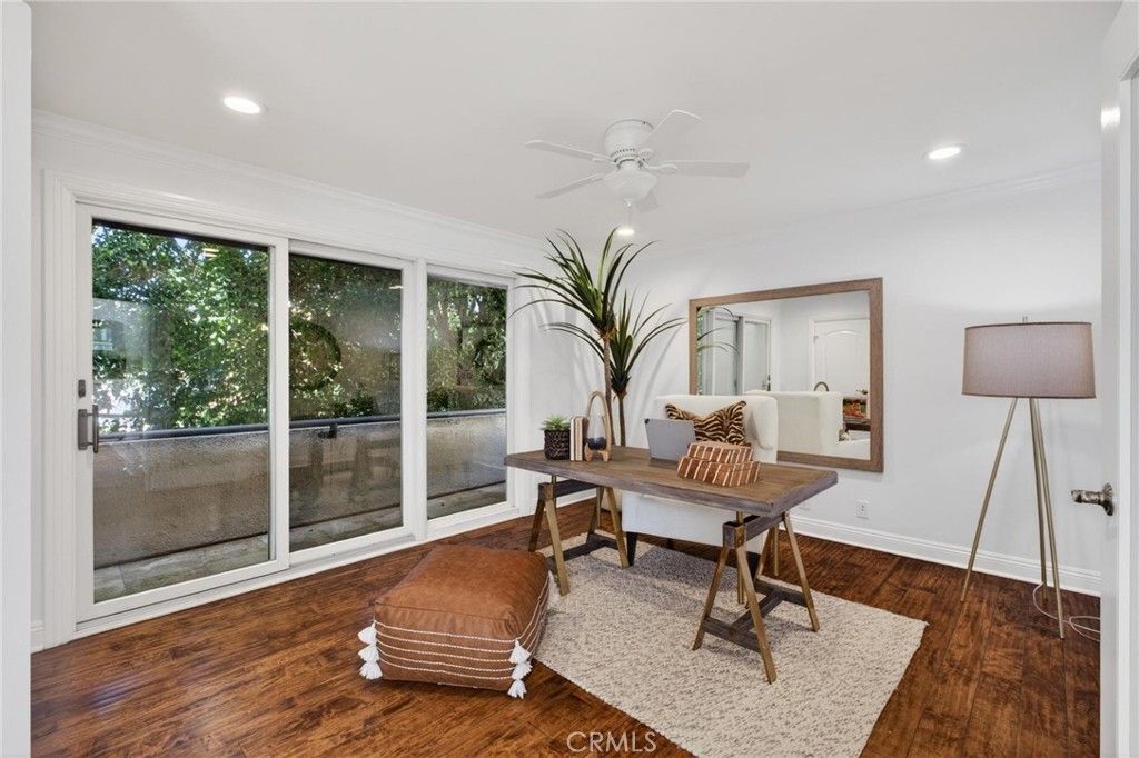 Image 15 of property listing at 818 N Juanita B, Redondo Beach, CA 90277